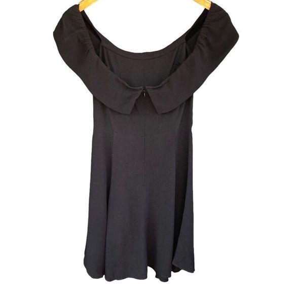 Reformation | Black Mini Dress - Picture 2 of 4